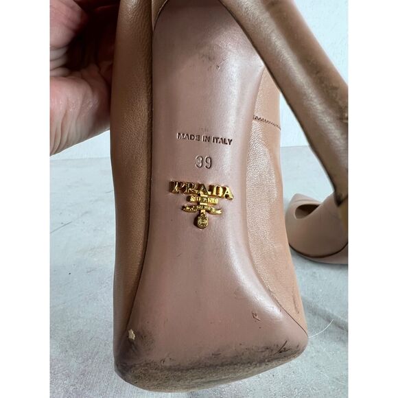Prada‎ Womens Nude Leather Pointed Toe High Heels Sz 39 - Picture 9 of 15